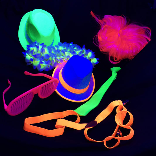 what to wear to a glow party